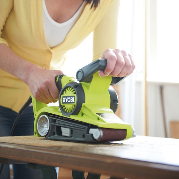 Ryobi EBS800V 800W Variable Speed Belt Sander